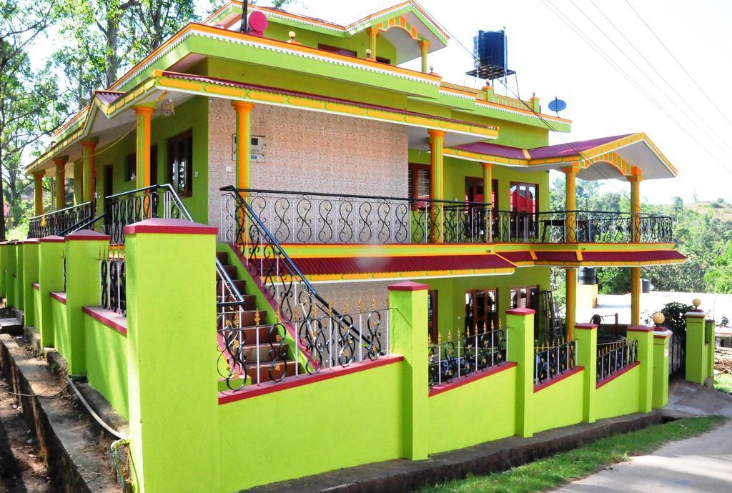 Akashadeepa Homestay Madikeri Buitenkant foto