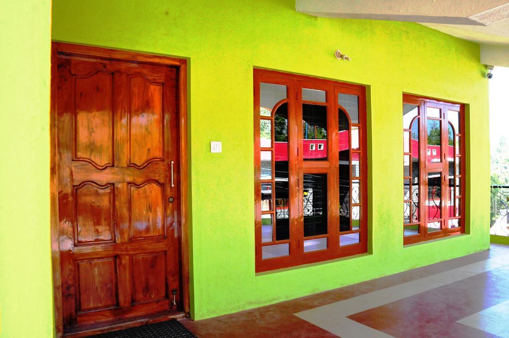 Akashadeepa Homestay Madikeri Buitenkant foto